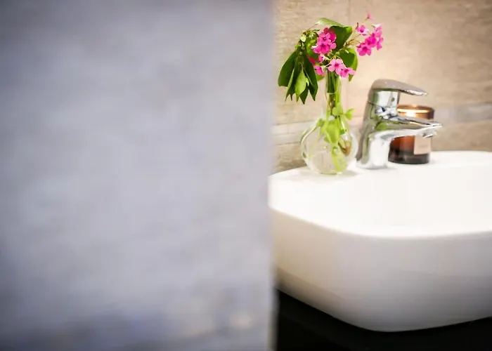 Fioravante Вилла Мольтрасио